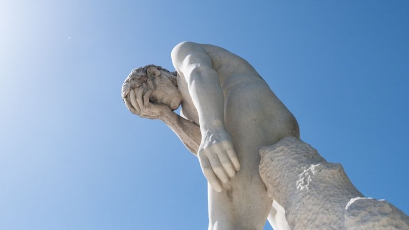 facepalm-statue.jpg