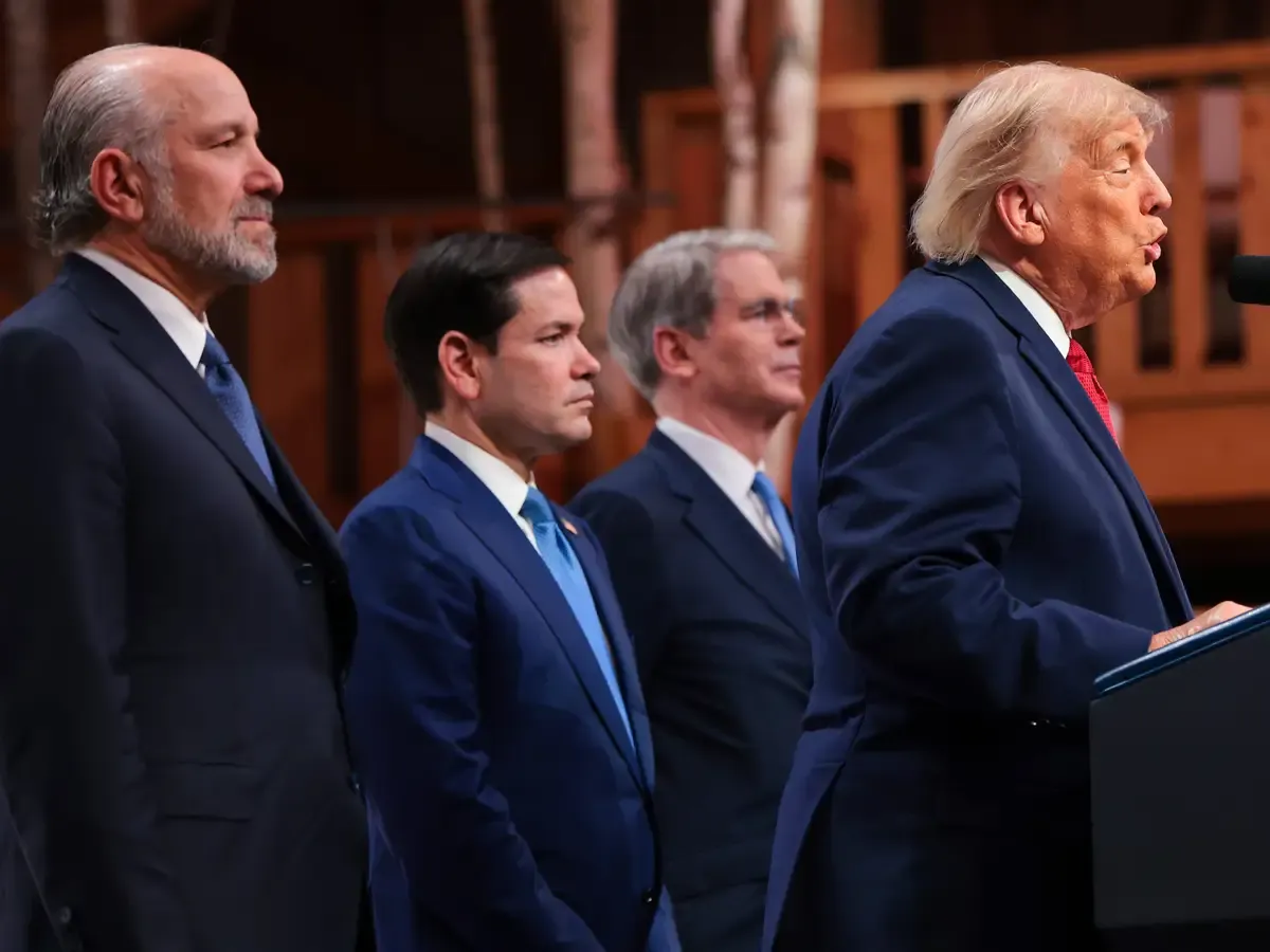 Startups pedem a Trump para manter acesso à IA chinesa