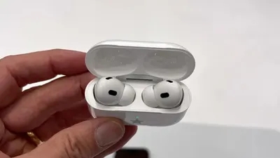 Apple AirPods com Câmera: Inovação ou Invasão de Privacidade?