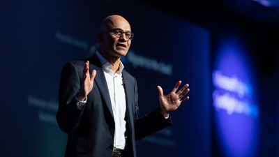 Microsoft estabelece código de conduta para IA: sem hackear ou enganar