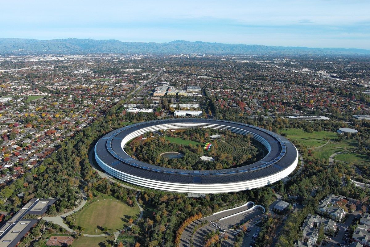 Apple vs OpenAI: Ex-funcionário acusado de roubo de dados