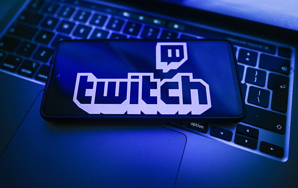 Twitch Permite Usuários Optarem por Não Treinar IA da Amazon