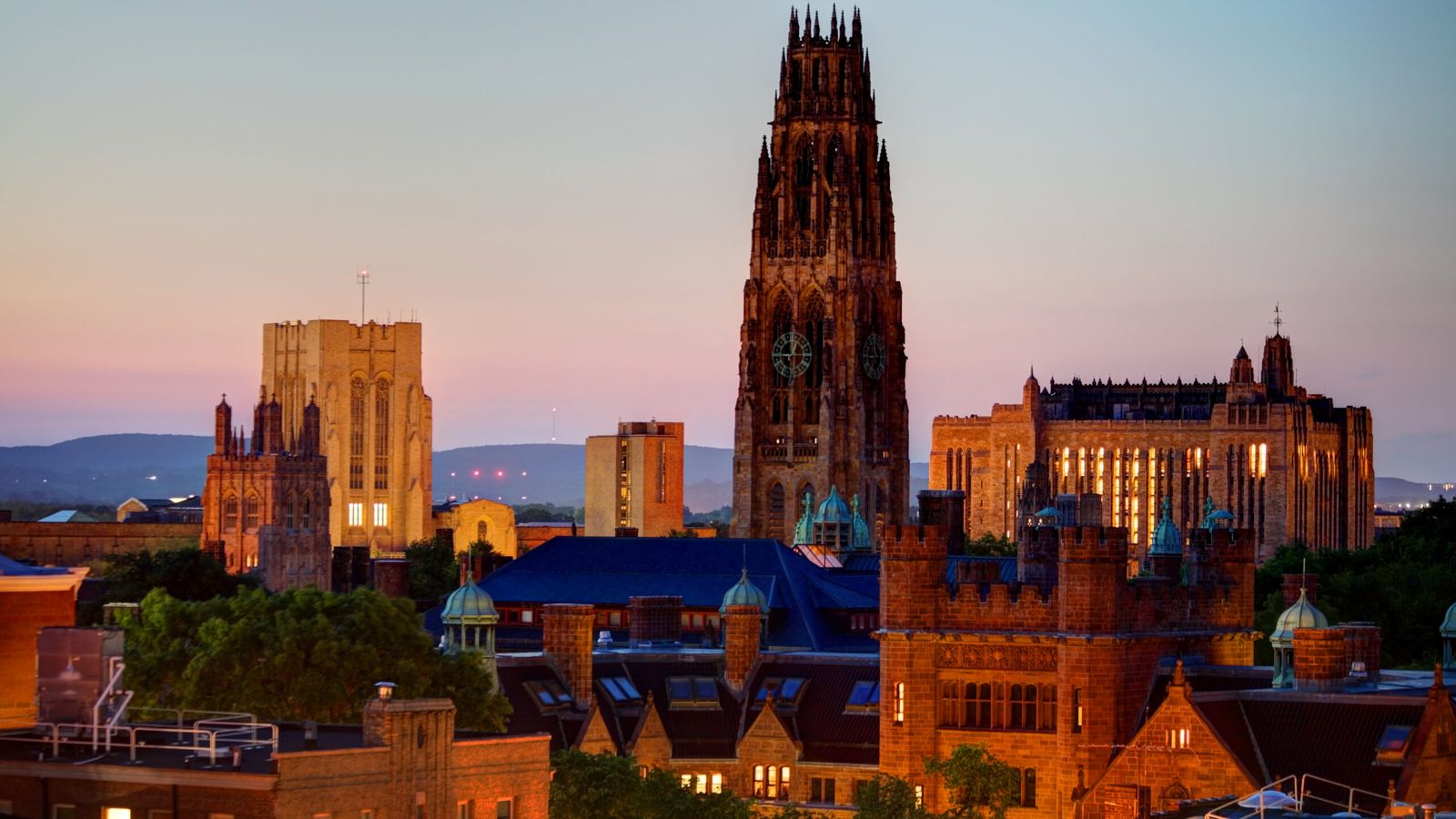 Disputa de Trapaça com IA em Yale Vira Caso Federal